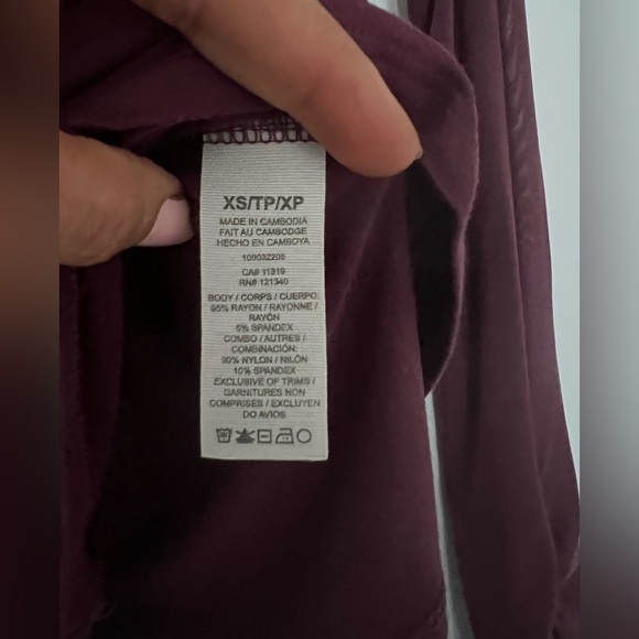 Women’s tops - Picture 4 of 5